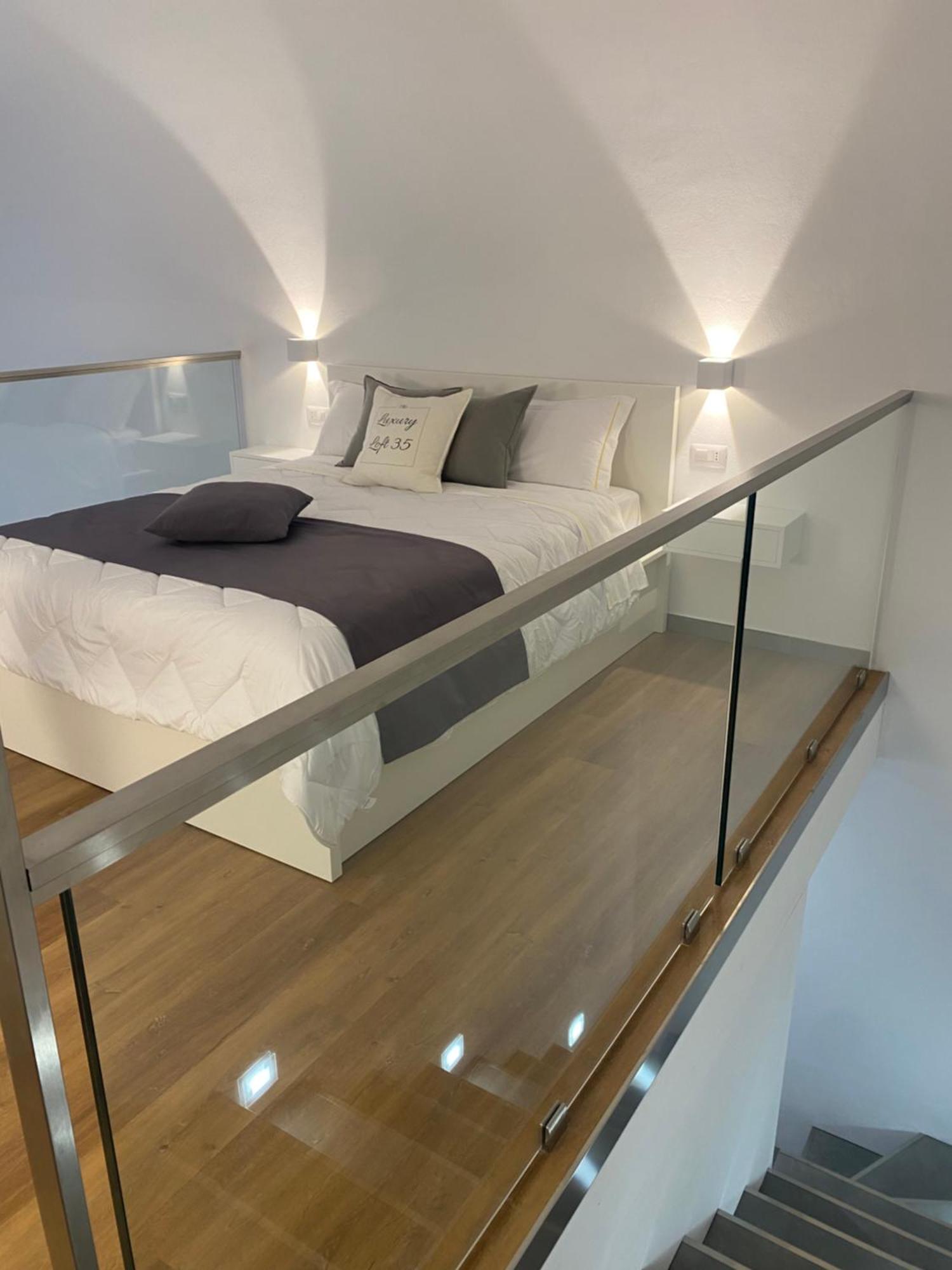 Hotel Luxury Loft 35 Cagliari Exterior foto